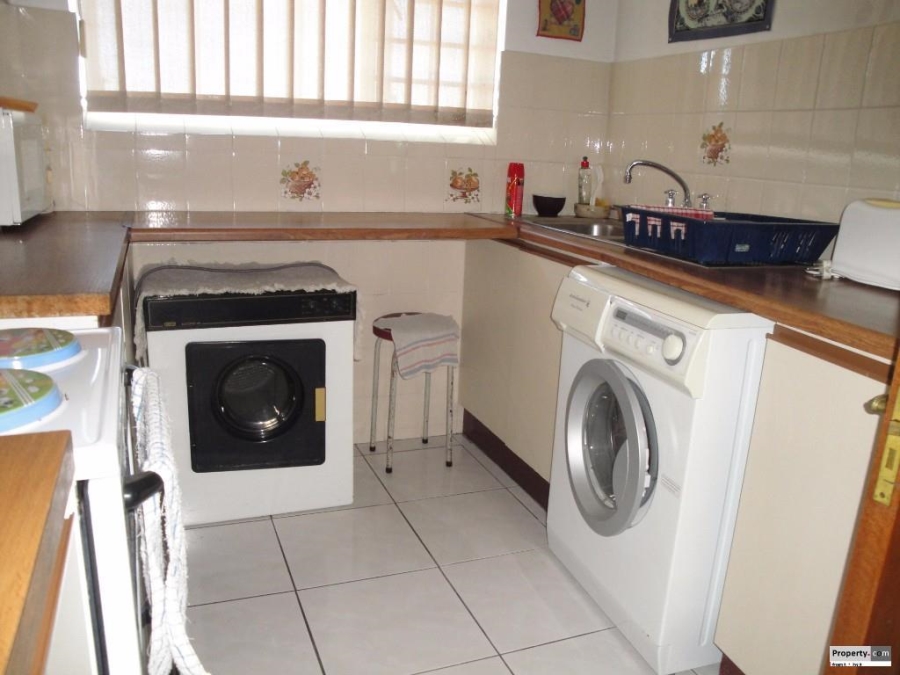To Let 2 Bedroom Property for Rent in Port Elizabeth Central Eastern Cape